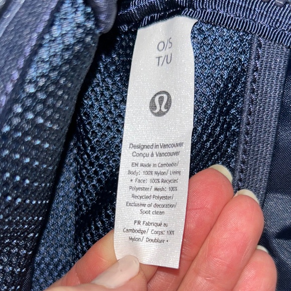NWT lululemon Everywhere Belt Bag - Picture 9 of 10